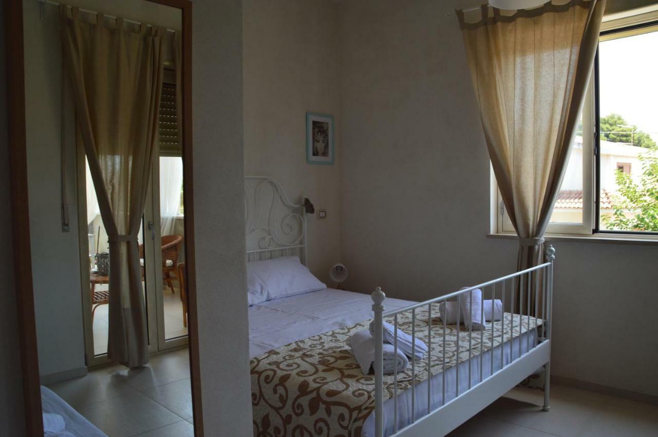 B&B La Via Di Casa Сан-Леоне Экстерьер фото
